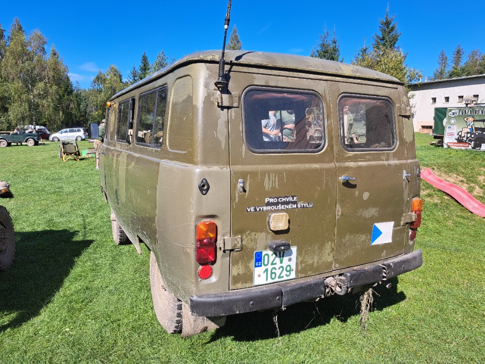 SUCHÝ 2025 UAZ 3