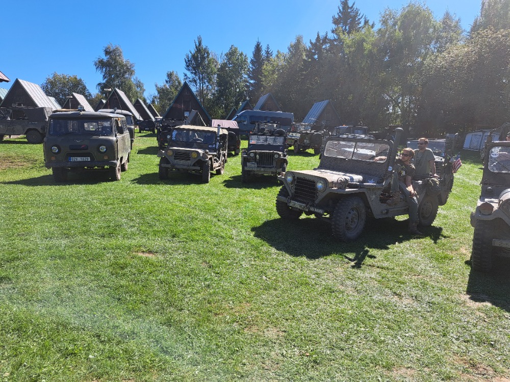 SUCHÝ 2025 UAZ 4